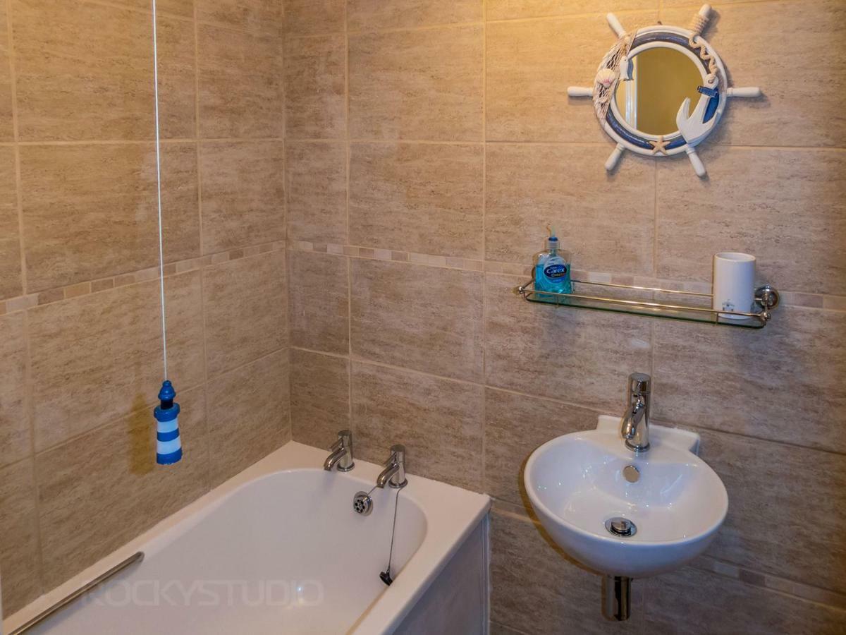 דירות Looe Self Catering מראה חיצוני תמונה